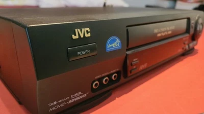 JVC Pro-Cision HR-VP670U Hi-Fi-Videorecorder  / Wie neu  / NTSC - Bild 1 von 4