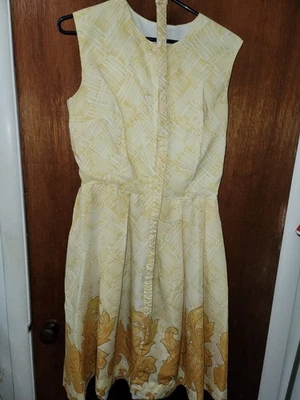 1950s Yellow And Gold Colored Dress Size M - Image 1 of 3