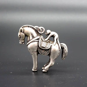Collection Chinese Tibet Silver Carving Monkey Horse Pendant Amulet Decoration - Picture 1 of 7