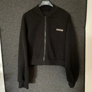 schwarze Jacke Waffelmuster Oversize Cropped Gr. M Sytle Bomberjacke - Bild 1 von 8