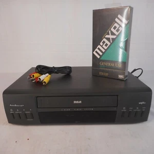 RCA VCR VR525 VHS Player 4 Head AccuSearch Video Cassette Recorder No Remote - Picture 1 of 6