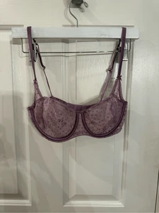 Reggiseno balconcino Victoria’s Secret lavanda Dream Angels pizzo sfoderato taglia 34D nuovo senza etichette - Foto 1 di 9