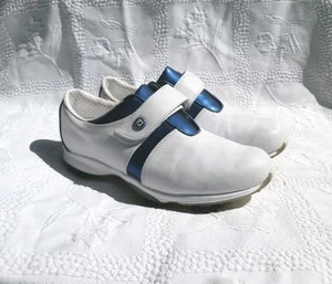 FOOTJOY Ladies emBODY Golf Shoes Wide Fit White/Navy - Size UK 5, EU 38, US 7. - Picture 1 of 16