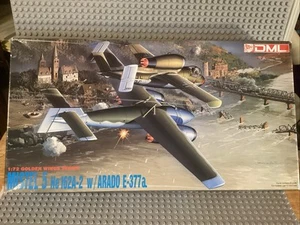 DML No. 5002 Mistel 5 - He 162A-2 w/Arado E-377a 1:72 Scale Model Kit 1991 (New) - Picture 1 of 4