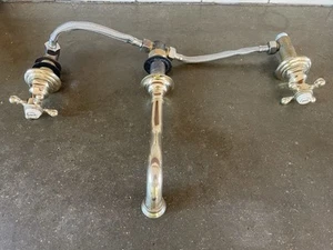 Victorian Style 3 Hole Gold Chrome Wall Mounting Mixer Taps - Picture 1 of 5