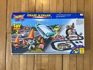 Disney PIXAR Toy Story 2 Chase 'N Crash Mattel Hot Wheels comme neuf scellé dans sa boîte