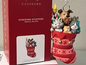 Hallmark 2021 Stocking Stuffers EDICIÓN ESPECIAL Adorno - Imagen 1 de 7