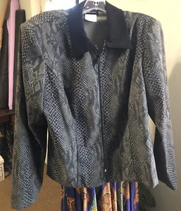 Courtenay Women's Olive Green Snakeskin Suede Zippered Jacket Long Sleeves Sz 16 - Picture 1 of 6