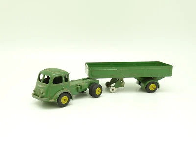 CIJ 1/50 - Renault Trattore Stradale + Rimorchio Verde - Immagine 1 di 3