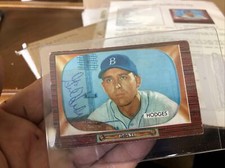 1955 Bowman Baseball Card # 158 Gil Hodges - Dodgers ￼￼ Signed. ￼Autograph JSA