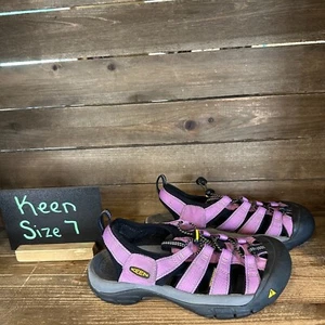 Womens Keen Newport H2 Purple Athletic Outdoor Slingback WP Sandals Size 7 M GUC - Picture 1 of 5