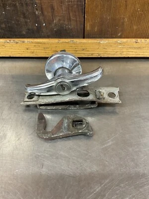 MG Midget & Sprite  • Original Trunk Handle & Latch, NO KEY.  Used. JMGB77 - Image 1 of 4