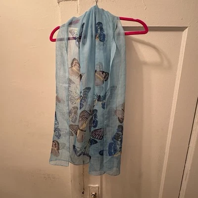 女式浅蓝色蝴蝶印花围巾轻便围巾 — 第 1/4 张图片