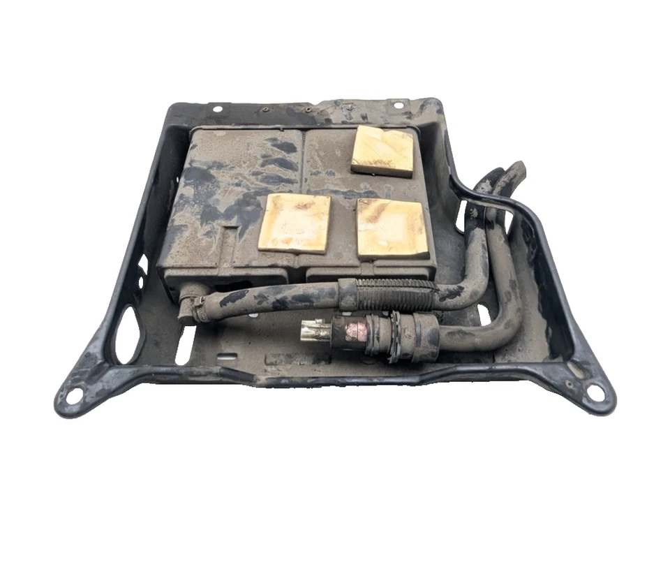 2003-2004 FORD CROWN VICTORIA Charcoal Fuel Vapor Canister - Image 1 of 4