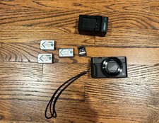 Sony DSC RX100 M3 20.1 MP Digital Camera - Black (DSCRX100M3/B) Plus Extras