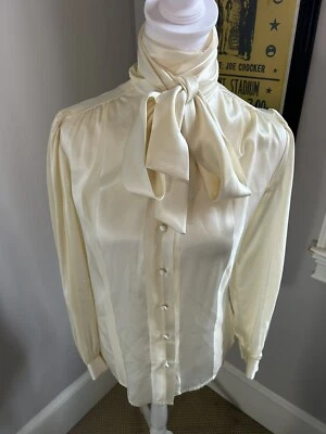 Blusa vintage Contessa Monique de Florence Alper talla 4 cuello con volantes crema Foto 1 de 4