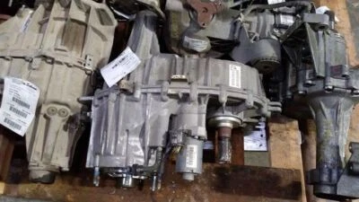 2019-21 new style Ram 1500  2020 Transfer Case 2423494 - Image 1 of 4