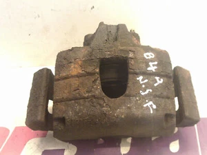 CHRYSLER VOYAGER 2.5 CRD NEARSIDE FRONT BRAKE CALIPER AND CARRIER 2001-2007 - Picture 1 of 1