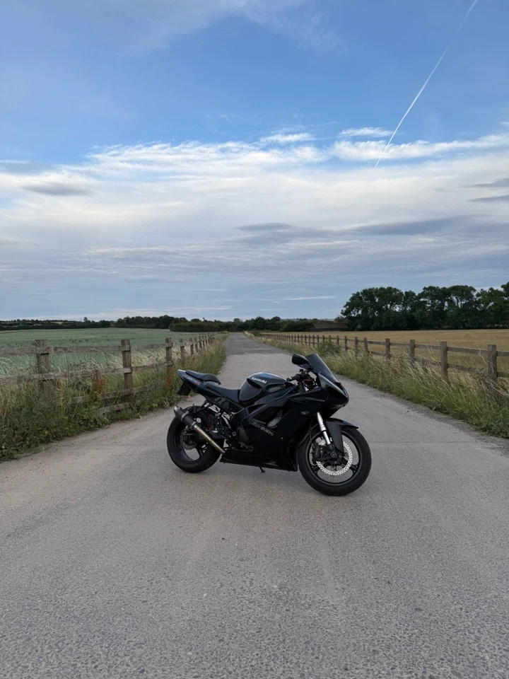 Kawasaki Ninja Zx6R BH1 2003 - Image 1 of 4