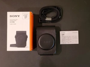 Sony Vertical Soft Carrying Case LCS-RXG for RX100 Series Cameras -BLACK - Picture 1 of 11