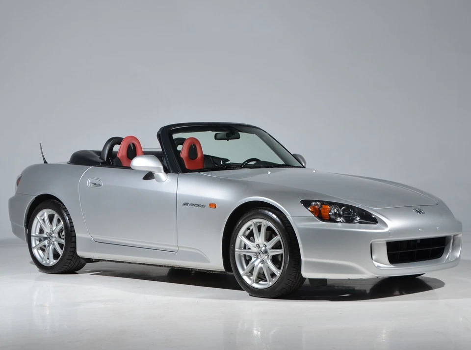 MANUALE UTENTE per HONDA S2000 S 2000 del 2005 - Pdf digitale in inglese - Immagine 1 di 1