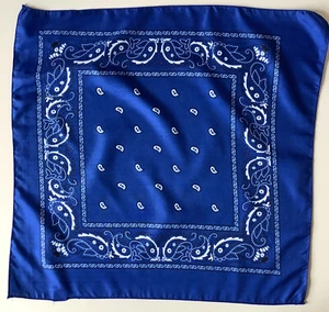 50 A Blue Paisley Design 19 Inch Square Vintage Bandana Scarf - Picture 1 of 3