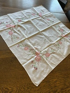VTG Hand Stitched Embroidered Linen Tablecloth Pink Quince 35x34 Cottage Core - Picture 1 of 9