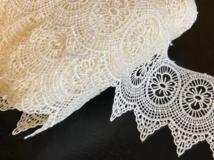 laverslace Unique Quality Ivory Floral Guipure Lace Trim 3"/7.5cm PER METRE - Picture 1 of 7