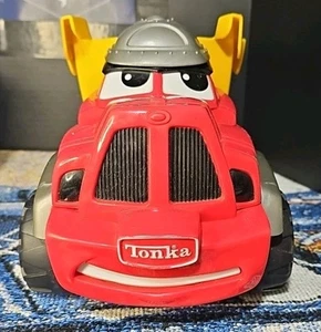 1999 Tonka Chuck & Friends Chuck Dump Truck Red & Yellow  - Picture 1 of 6