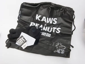 KAWS X PEANUTS X UNIQLO Black Snoopy Plush Small + Limited Ed. Draw String Bag - Picture 1 of 6