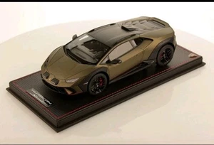 Lamborghini Huracan Sterrato (Verde Gea) LAMBO057A Colección 1:18 MR - Imagen 1 de 6
