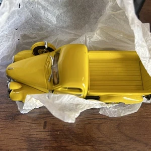 Studebaker K Model Truck - 1/43 SCALE MODEL YTC05-M New Matchbox Collectibles - - Picture 1 of 6