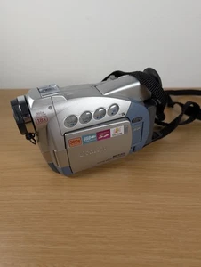 Canon DM-MV530i E Mini DV Camcorder Untested Spares / Repairs - Picture 1 of 12