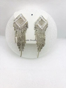 PENDIENTES ARAÑA CIRCONITA CÚBICA perforados Hollywood glamour tono plata nuevos - Imagen 1 de 4