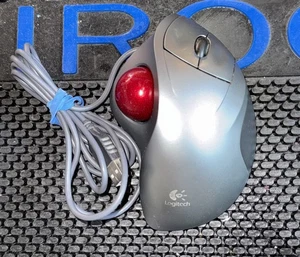Logitech T-BB18 Trackman Wheel USB Trackball Mouse - Probado y Envío Gratis - Imagen 1 de 4
