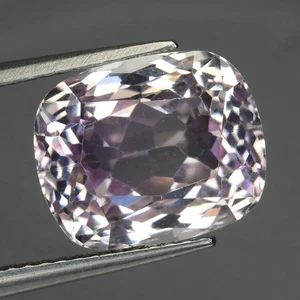 5.62 Ct Eye-popping Cushion 11.1 x 9.1 MM 100% Natural Pink Pakistan Kunzite - Picture 1 of 5