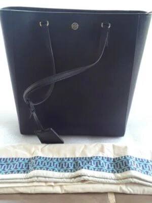 Bolso de Mano Tory Burch Robinson North South de Cuero Negro Foto 1 de 4