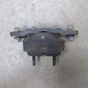 97 98 99 00 01 02 03 04 CORVETTE C5 REAR DIFFERENTIAL MOUNT WITH NUTS & BOLTS - Bild 1 von 3
