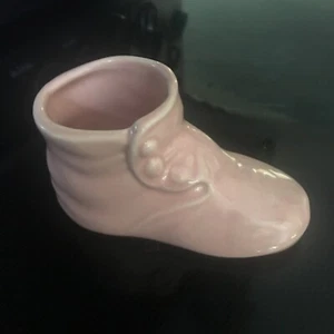 Vintage Unusual Ceramic Shawnee USA Pink Shoe Booties Planter Baby Shower - Picture 1 of 6
