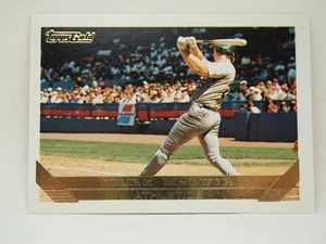1993 Topps #100 Mark McGwire Gold - Picture 1 of 2