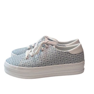 Tommy Hilfiger Womens Blue White Monogram Print Canvas Sneaker Shoes Size 9 NWOB - Picture 1 of 7
