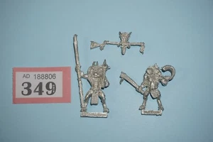 Chaos Beastmen Standard Bearer and Musician Warhammer Fantasy Metal - Picture 1 of 3