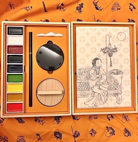 LOUIS VUITTON（LV） NUOVISSIMO LOUIS VUITTON ✿*゚LV 文房四寶 QUATTRO TESORI di STUDY ROOM in custodia di legno