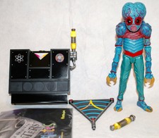 Universal Monsters Select Metaluna Mutant Action Figure Complete 