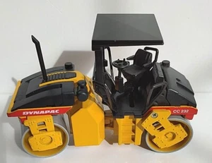 JOAL 1:35 DIE CAST MEZZO DA LAVORO RULLO VIBRANTE DYNAPAC CC 232   ART  199 - Foto 1 di 3