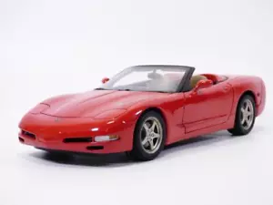 OCCASION en boite CHEVROLET CORVETTE C5 cabriolet rouge Magnétic 1/18 2000 - Foto 1 di 6