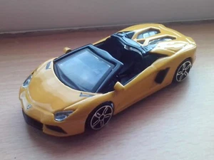 BBURAGO - LAMBORGHINI AVENTADOR LP-700 -4 ROADSTER GIALLO SFUSO 1/43 *NUOVO* - Foto 1 di 8