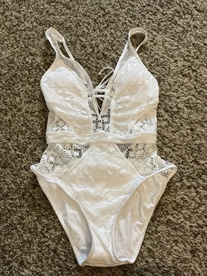 Traje de baño de una pieza pequeño blanco BECCA by Rebecca Virtue Muse Crochet Plunge NUEVO Foto 1 de 4
