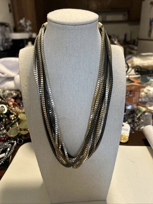 Collar de cadena de caja de oro y plata negro de 9 capas firmado Alfani Foto 1 de 4