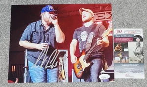 Foto 8x10 firmada por Luke Combs Country Music Super Star + certificado de autenticidad JSA 89677 - Imagen 1 de 1